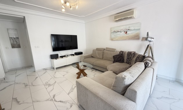 Sale - Detached Villa -
Orihuela Costa - Villamartin