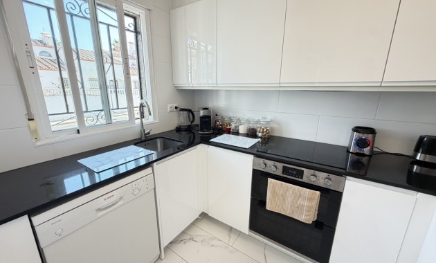 Sale - Detached Villa -
Orihuela Costa - Villamartin