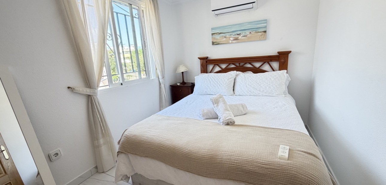 Sale - Detached Villa -
Orihuela Costa - Villamartin