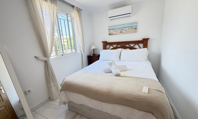 Sale - Detached Villa -
Orihuela Costa - Villamartin