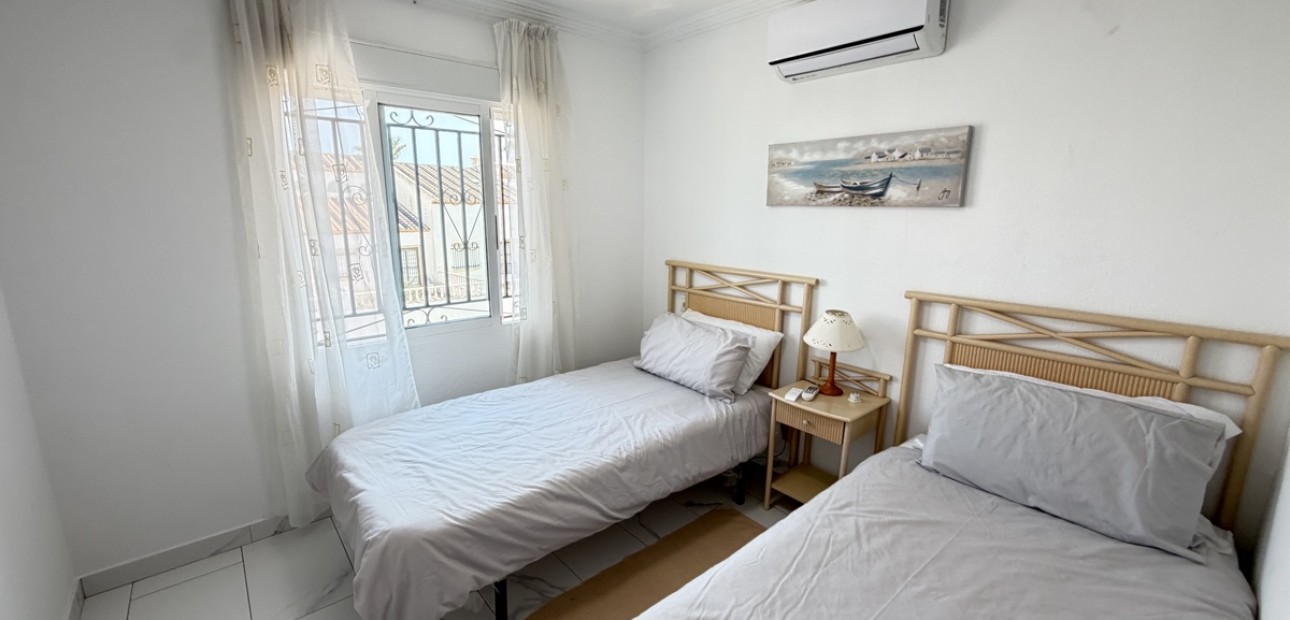 Sale - Detached Villa -
Orihuela Costa - Villamartin