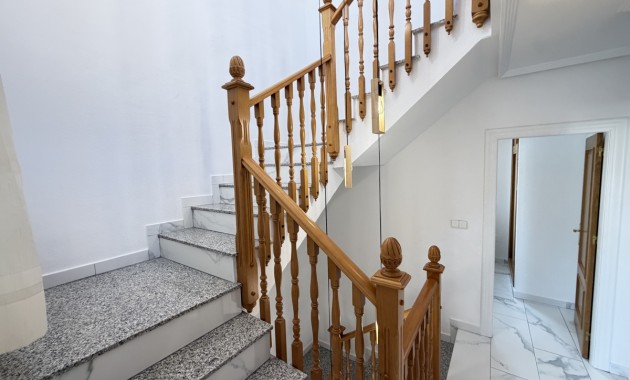 Sale - Detached Villa -
Orihuela Costa - Villamartin