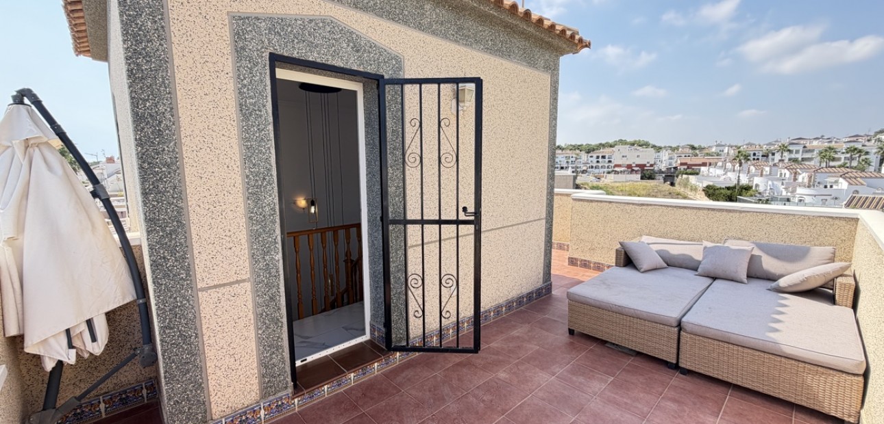 Sale - Detached Villa -
Orihuela Costa - Villamartin