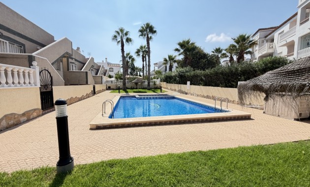 Sale - Detached Villa -
Orihuela Costa - Villamartin