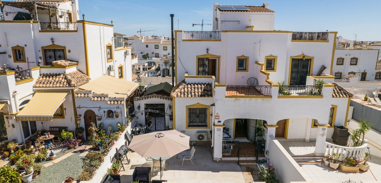 Sale - House -
VISTABELLA GOLF - Entre Naranjos