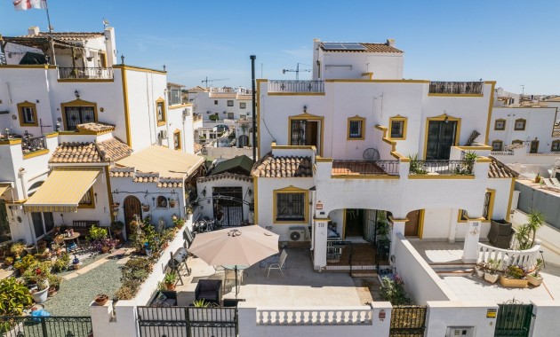 Sale - House -
VISTABELLA GOLF - Entre Naranjos