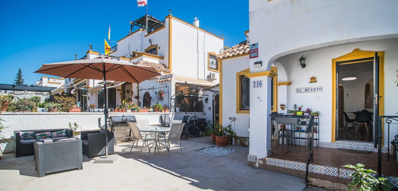 Sale - House -
VISTABELLA GOLF - Entre Naranjos