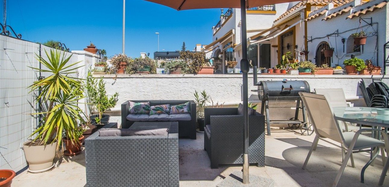 Sale - House -
VISTABELLA GOLF - Entre Naranjos