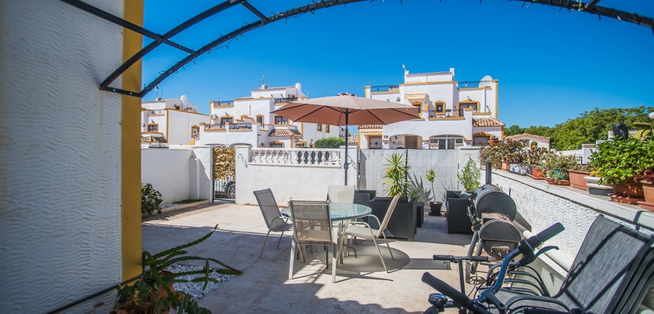 Sale - House -
VISTABELLA GOLF - Entre Naranjos