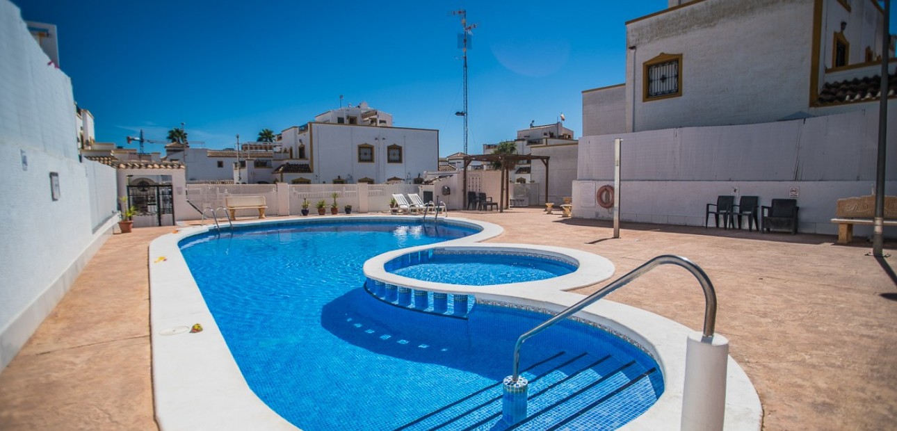 Sale - House -
VISTABELLA GOLF - Entre Naranjos