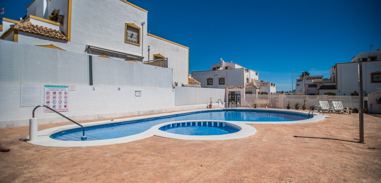 Sale - House -
VISTABELLA GOLF - Entre Naranjos