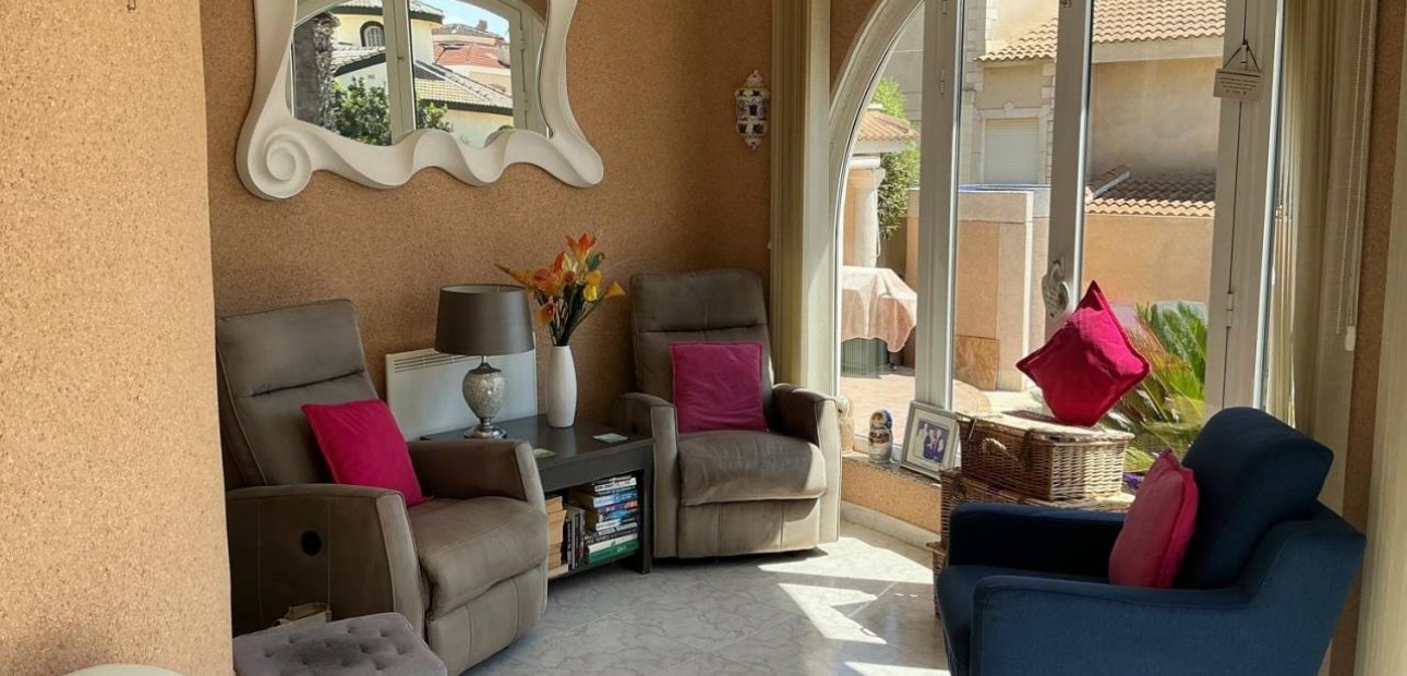 Sale - Villa -
Ciudad Quesada - Dona Pepa