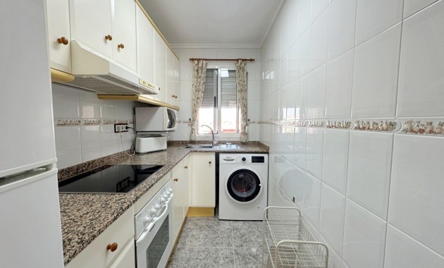 Sale - Apartment / flat -
Torrevieja - Playa del cura