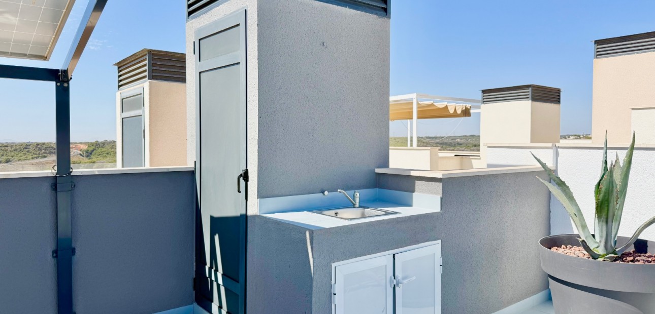 Sale - Detached Villa -
Orihuela Costa - Cabo Roig