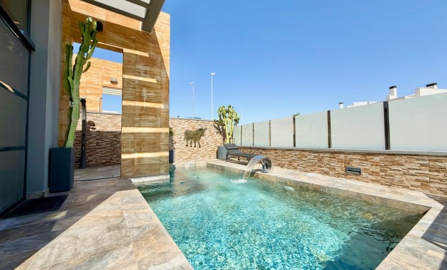 Sale - Detached Villa -
Orihuela Costa - Cabo Roig