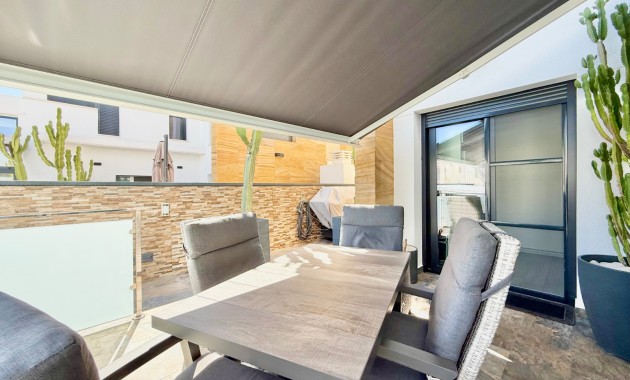 Sale - Detached Villa -
Orihuela Costa - Cabo Roig