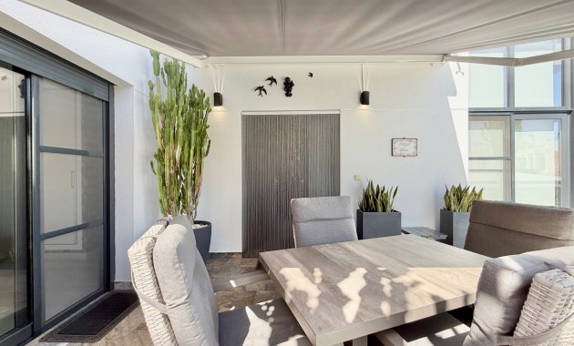 Sale - Detached Villa -
Orihuela Costa - Cabo Roig