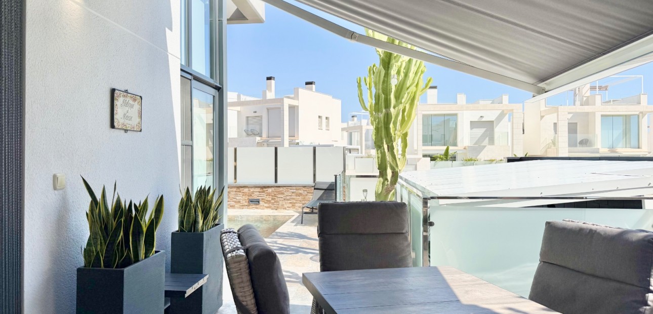 Sale - Detached Villa -
Orihuela Costa - Cabo Roig