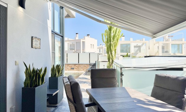 Sale - Detached Villa -
Orihuela Costa - Cabo Roig