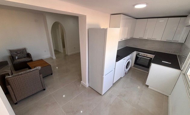 Sale - Bungalow -
Urbanización La Torreta