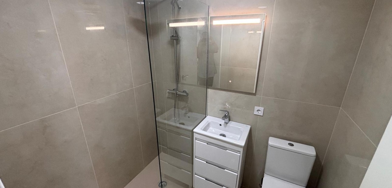 Sale - Bungalow -
Urbanización La Torreta