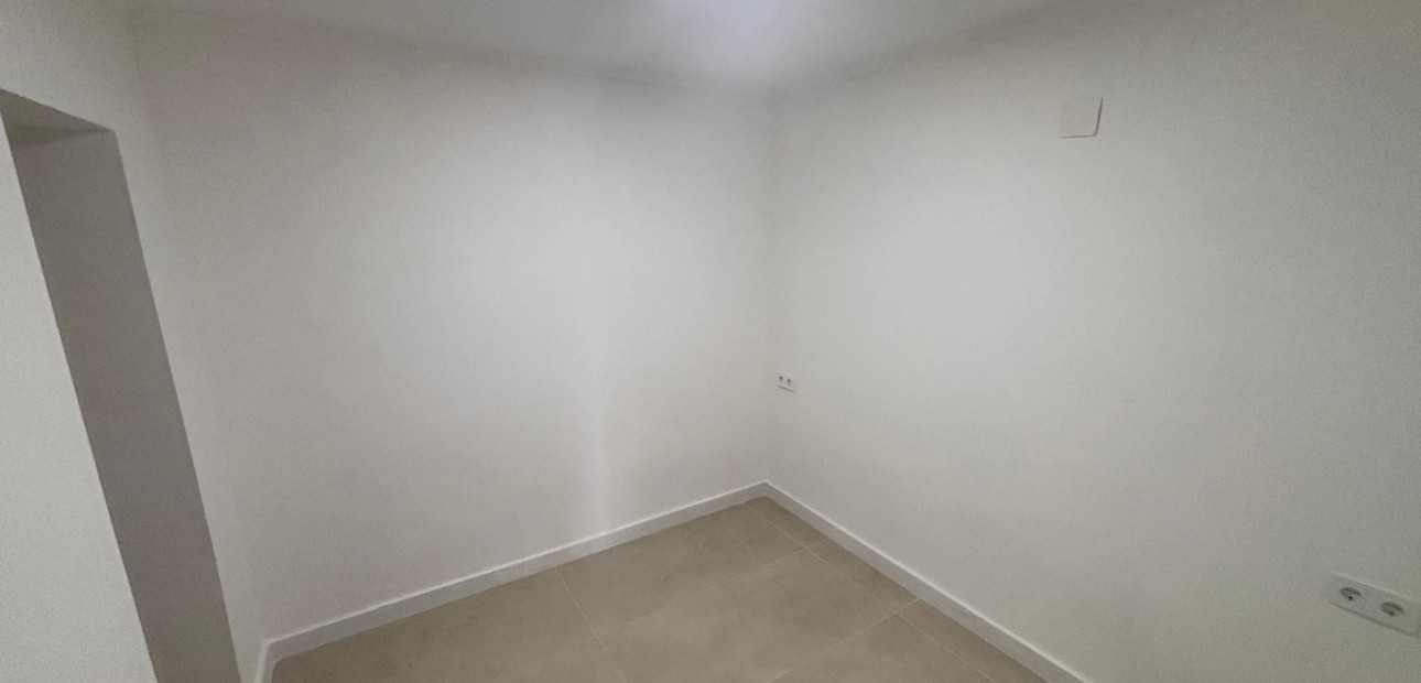 Sale - Bungalow -
Urbanización La Torreta