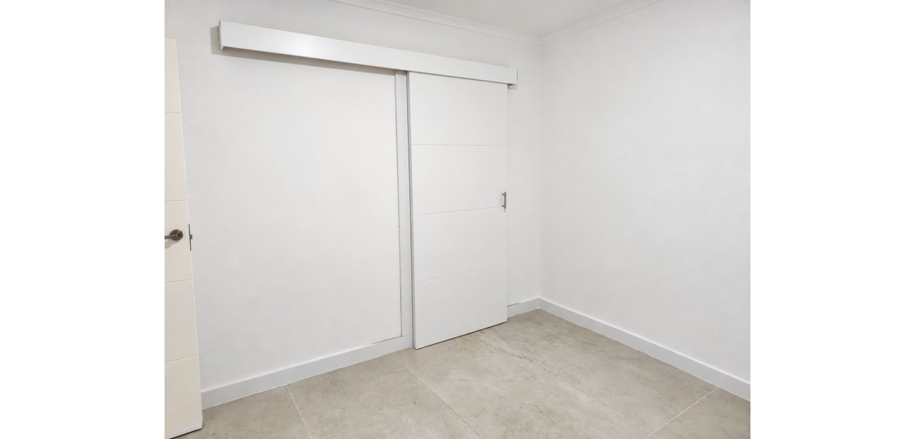 Sale - Bungalow -
Urbanización La Torreta
