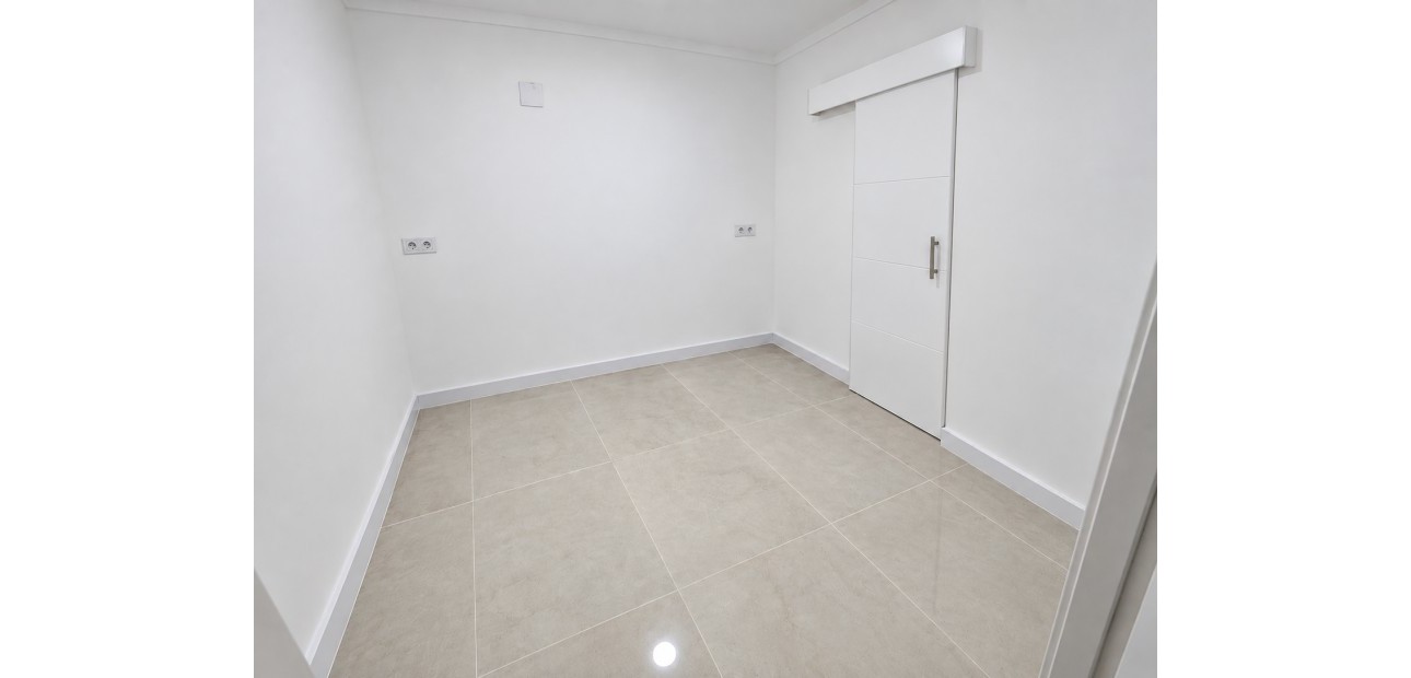 Sale - Bungalow -
Urbanización La Torreta