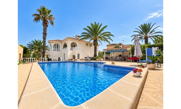 Sale - Detached Villa -
Ciudad Quesada - Doña Pepa