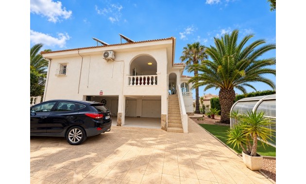 Sale - Detached Villa -
Ciudad Quesada - Doña Pepa