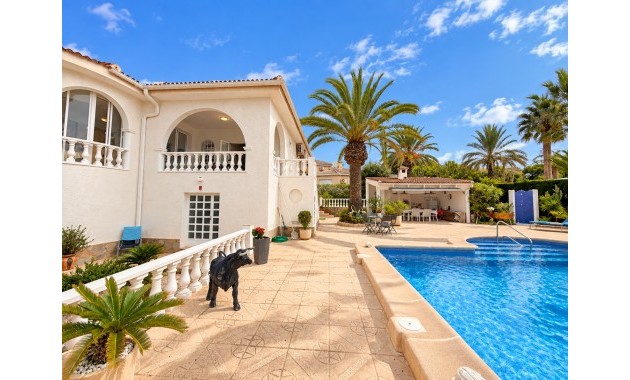 Sale - Detached Villa -
Ciudad Quesada - Doña Pepa