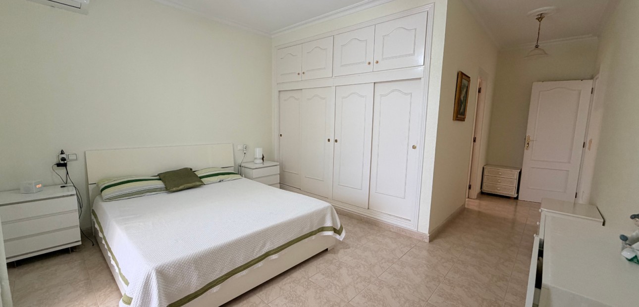 Sale - Detached Villa -
Ciudad Quesada - Doña Pepa