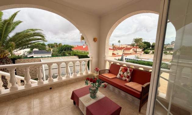 Sale - Detached Villa -
Ciudad Quesada - Doña Pepa