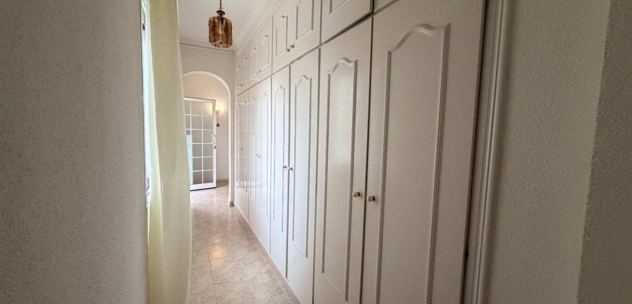 Sale - Detached Villa -
Ciudad Quesada - Doña Pepa