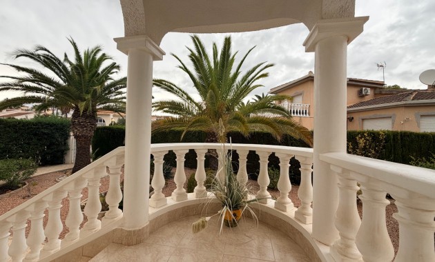 Sale - Detached Villa -
Ciudad Quesada - Doña Pepa
