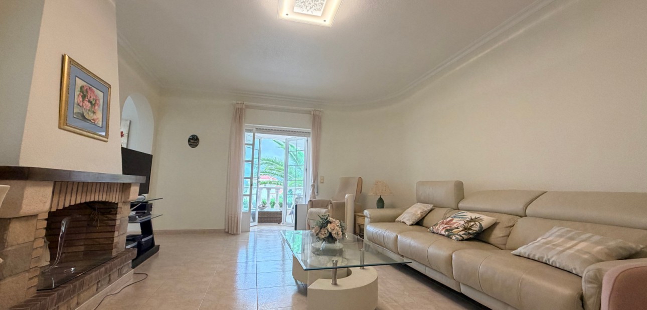 Sale - Detached Villa -
Ciudad Quesada - Doña Pepa