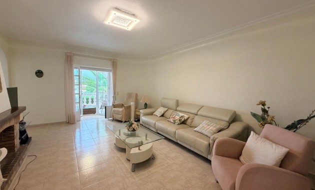 Sale - Detached Villa -
Ciudad Quesada - Doña Pepa