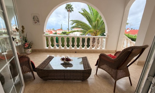 Sale - Detached Villa -
Ciudad Quesada - Doña Pepa