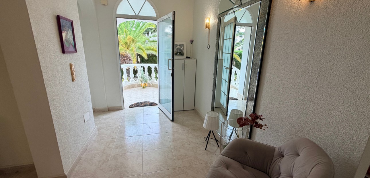 Sale - Detached Villa -
Ciudad Quesada - Doña Pepa