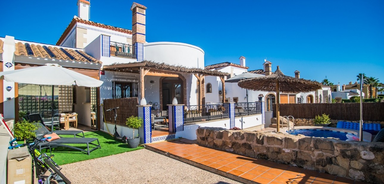 Venta - House -
Algorfa - ALGORFA