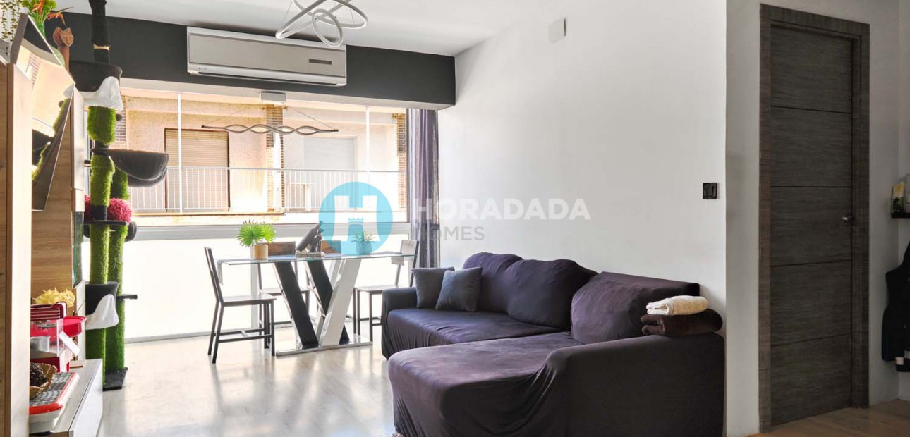 Sale - Apartment / flat -
Torre de La Horadada - Torre de La Horadada - Town