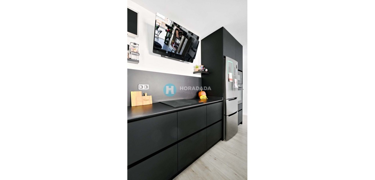 Sale - Apartment / flat -
Torre de La Horadada - Torre de La Horadada - Town