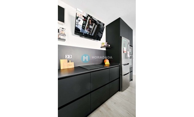 Sale - Apartment / flat -
Torre de La Horadada - Torre de La Horadada - Town