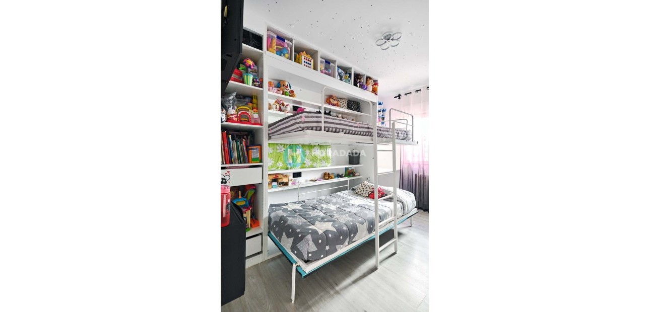 Sale - Apartment / flat -
Torre de La Horadada - Torre de La Horadada - Town