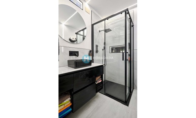 Sale - Apartment / flat -
Torre de La Horadada - Torre de La Horadada - Town
