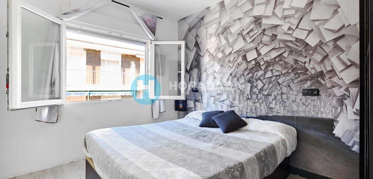 Sale - Apartment / flat -
Torre de La Horadada - Torre de La Horadada - Town
