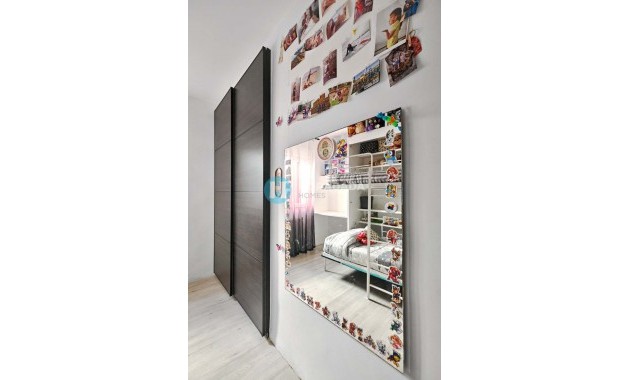 Sale - Apartment / flat -
Torre de La Horadada - Torre de La Horadada - Town