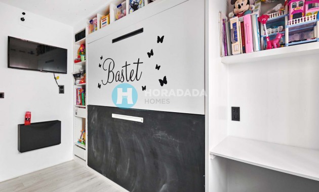 Sale - Apartment / flat -
Torre de La Horadada - Torre de La Horadada - Town