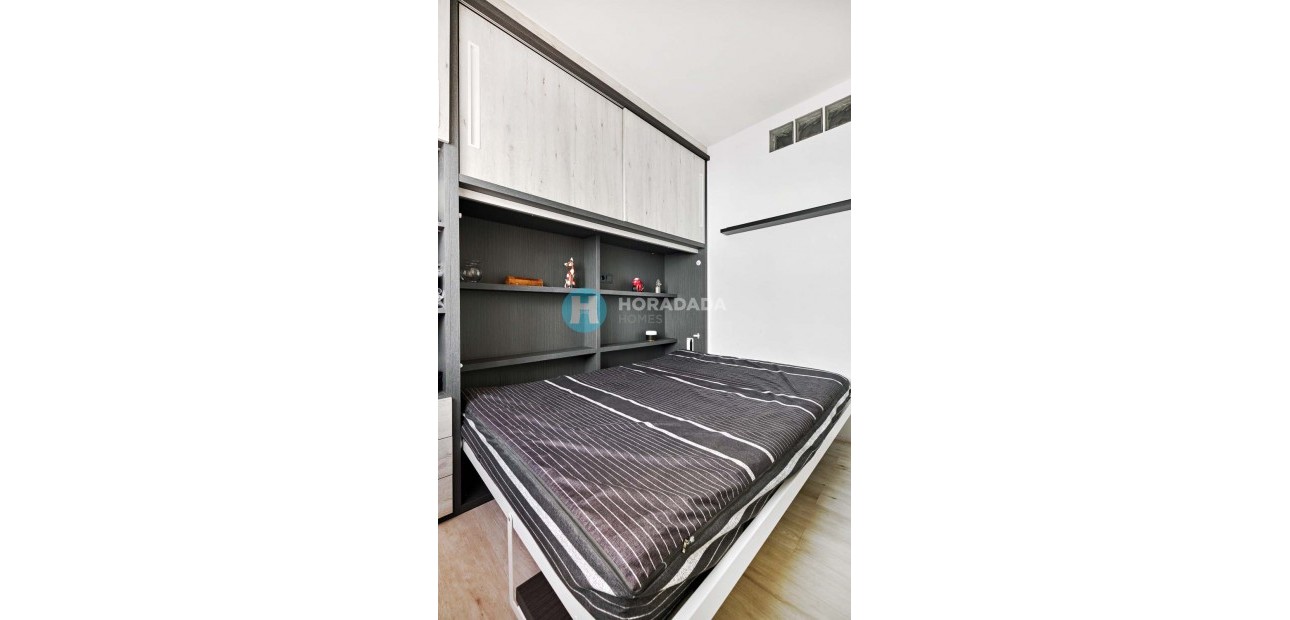 Sale - Apartment / flat -
Torre de La Horadada - Torre de La Horadada - Town