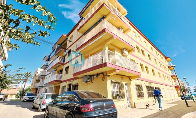 Sale - Apartment / flat -
Torre de La Horadada - Torre de La Horadada - Town
